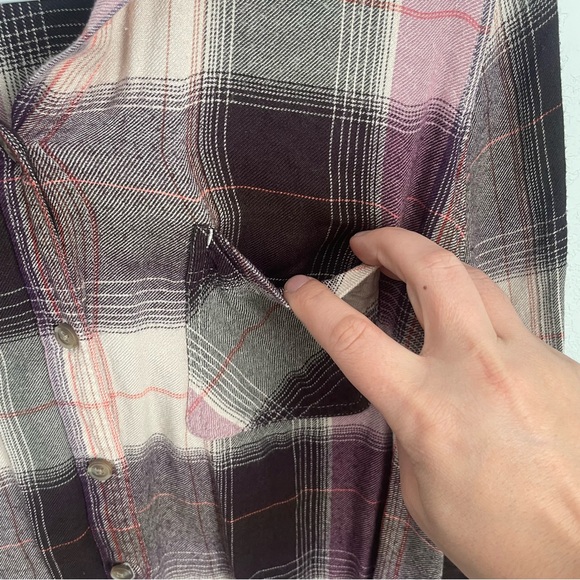 Lucky Brand Women's Oversized Purple & Pink Button Down Flannel Shirt Medium - Picture 4 of 10
